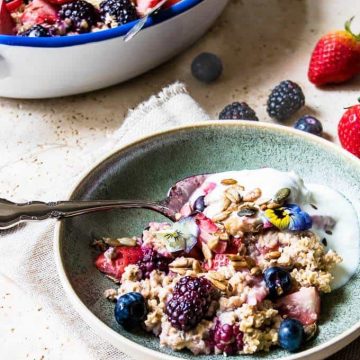 Baked Oats with milk and fruit.
