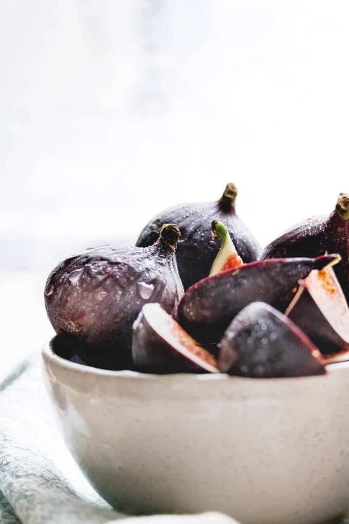 These vanilla and honey baked figs are the perfect juicy, sweet fruit topping to any breakfast or dessert. Perfect on porridge, pancakes or ice cream. Super easy to make and last in the fridge all week.