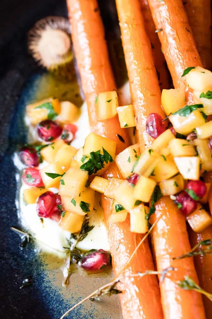 These honey and thyme roasted carrots are the perfect addition to any table. But especially perfect for the holidays. Earthy carrots, sweet caramelised honey and savoury thyme roasted to sweet perfection.