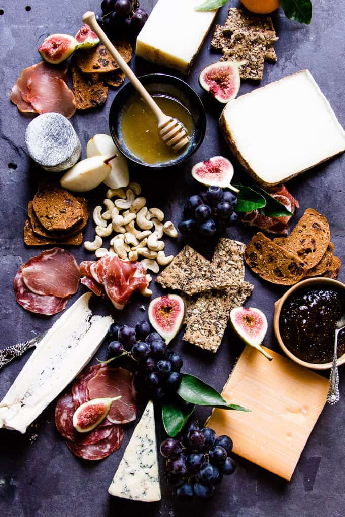 How to make the perfect holiday cheese board for serving guests and family with effortless style.