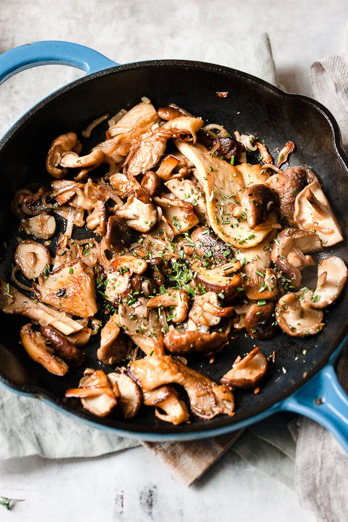 Perfectly Seared Cast Iron Steaks with Mushroom