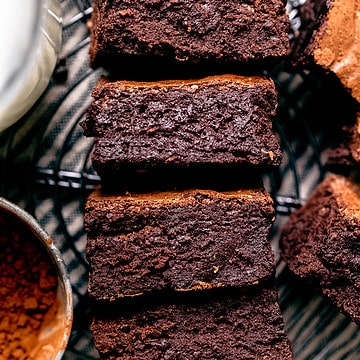 Baked dark chocolate brownies.
